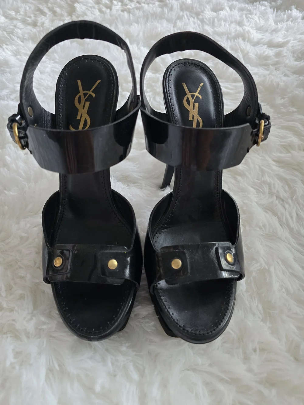 Yves Saint Laurent Black Patent Leather Platform Sandals Size 37 ( US 7)